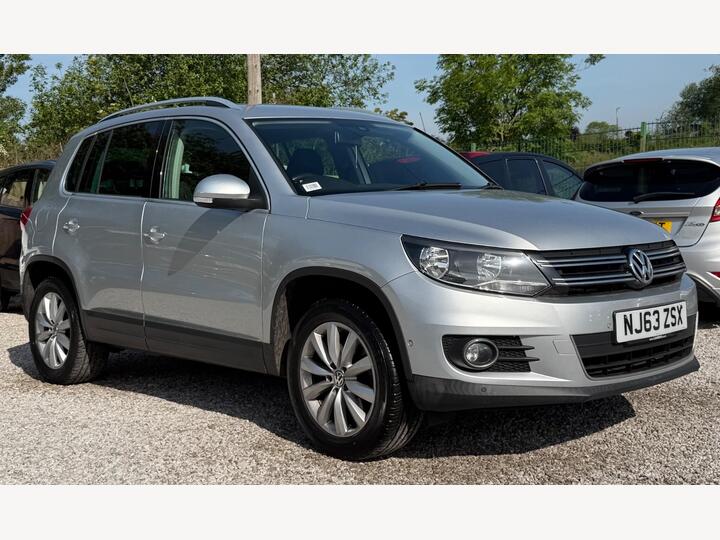 Volkswagen Tiguan 2.0 TDI BlueMotion Tech Match 4WD Euro 5 (s/s) 5dr