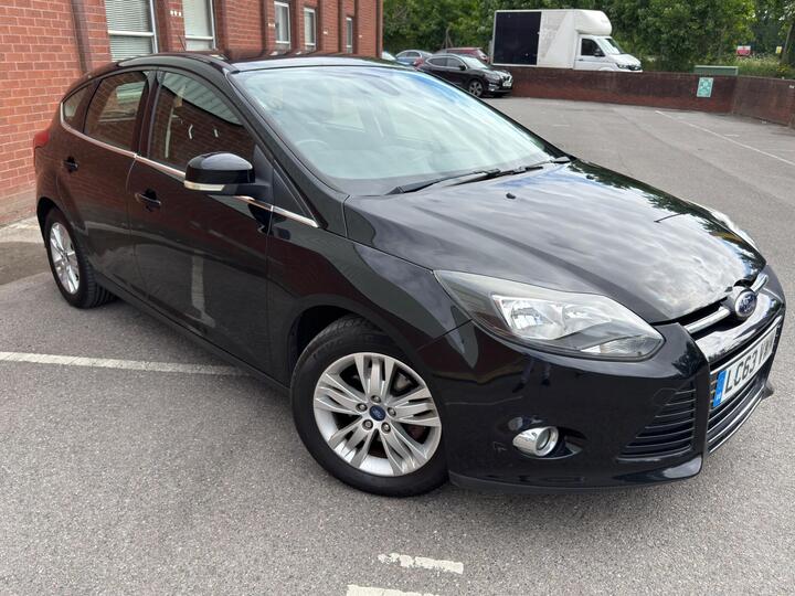 Ford Focus 1.0T EcoBoost Titanium Navigator Euro 5 (s/s) 5dr