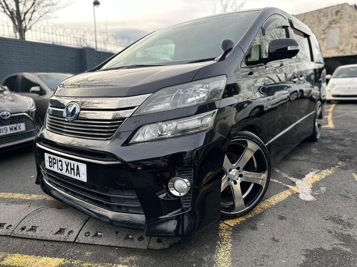 Toyota Alphard 2.4 Hybrid VVht CVT 5dr