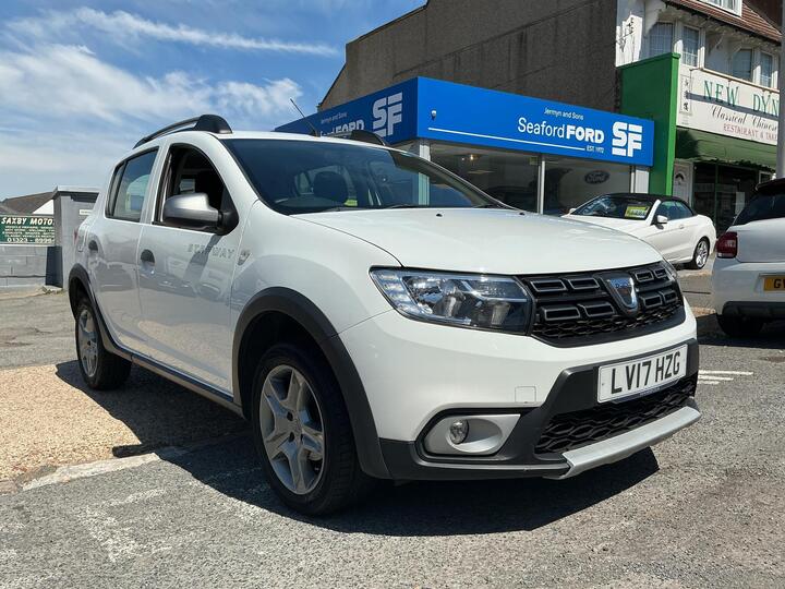 Dacia Sandero Stepway 0.9 TCe Laureate Euro 6 (s/s) 5dr