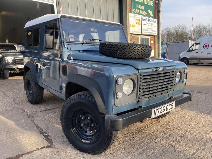 Land Rover Defender 90 2.5 TDi Hard Top Station Wagon 3dr