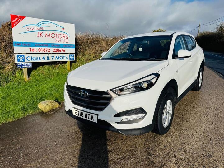 Hyundai TUCSON 1.6 GDi Blue Drive S Euro 6 (s/s) 5dr Hyundai TUCSON 1.6 GDi Blue Drive S Euro 6 (s/s) 5dr