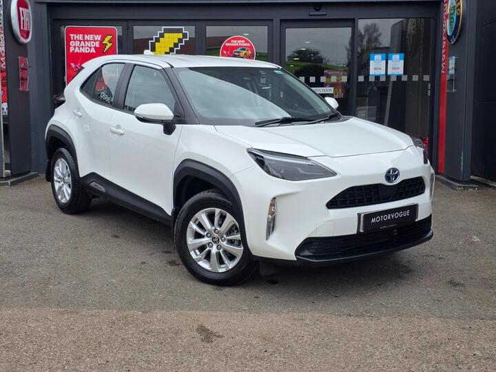Toyota Yaris Cross 1.5 VVT-h Icon E-CVT Euro 6 (s/s) 5dr Toyota Yaris Cross 1.5 VVT-h Icon E-CVT Euro 6 (s/s) 5dr