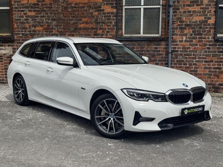 BMW 3 SERIES 2.0 330e 12kWh Sport Pro Touring Auto Euro 6 (s/s) 5dr
