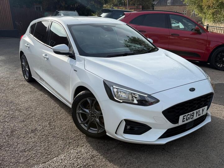 Ford Focus 1.0T EcoBoost ST-Line Euro 6 (s/s) 5dr