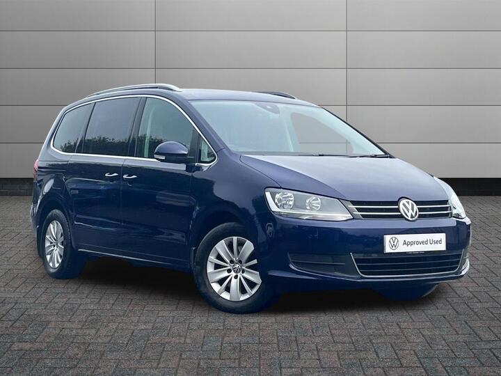 Volkswagen Sharan 2.0 TDI SE Nav DSG Euro 6 (s/s) 5dr