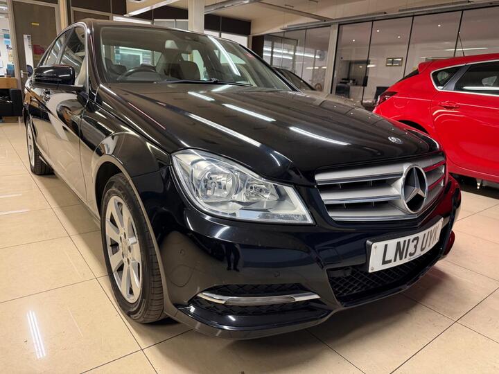 Mercedes-Benz C Class 2.1 C220 CDI BlueEfficiency Executive SE Euro 5 (s/s) 4dr