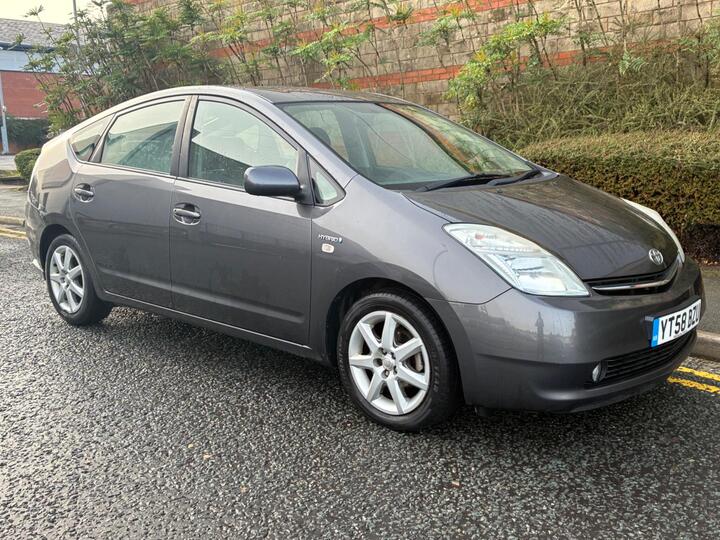 Toyota Prius 1.5 T Spirit CVT 5dr Toyota Prius 1.5 T Spirit CVT 5dr