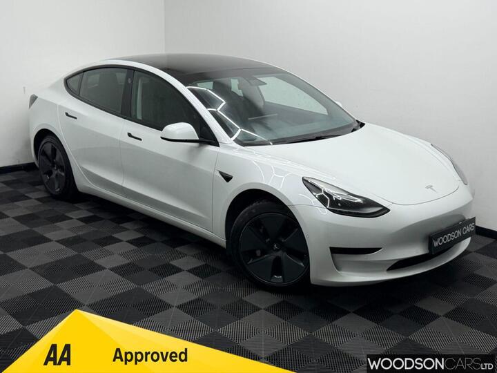 Tesla Model 3 Standard Range Plus Auto RWD 4dr