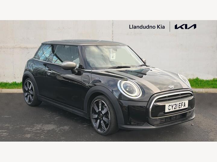 MINI Hatch 1.5 Cooper Exclusive Steptronic Euro 6 (s/s) 3dr