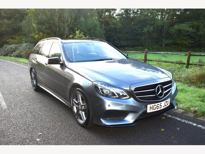 Mercedes-Benz E Class 2.1 E220 BlueTEC AMG Night Edition (Premium) G-Tronic+ Euro 6 (s/s) 5dr Mercedes-Benz E Class 2.1 E220 BlueTEC AMG Night Edition (Premium) G-Tronic+ Euro 6 (s/s) 5dr