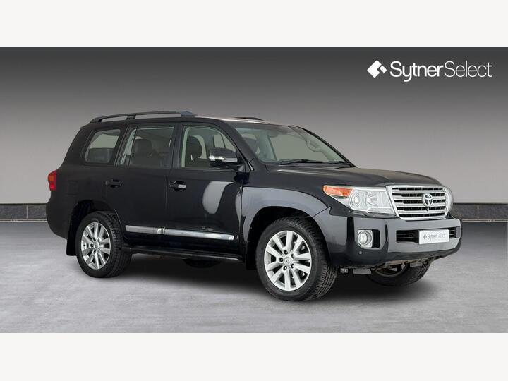 Toyota Land Cruiser 4.5 D-4D V8 Auto 4WD Euro 5 5dr Toyota Land Cruiser 4.5 D-4D V8 Auto 4WD Euro 5 5dr