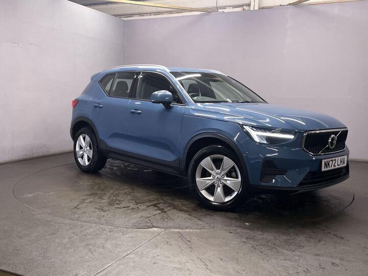 Volvo XC40 2.0 B3 MHEV Core DCT Auto Euro 6 (s/s) 5dr