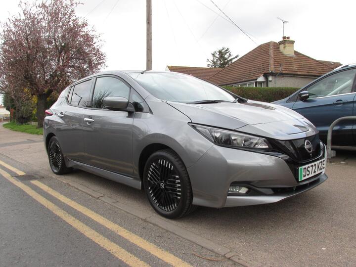Nissan Leaf 39kWh N-Connecta Auto 5dr