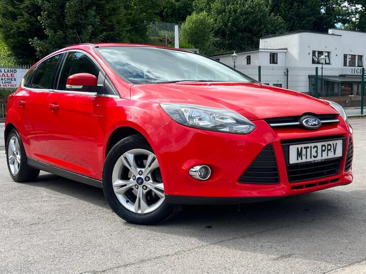Ford Focus 1.6 TDCi Zetec Euro 5 (s/s) 5dr
