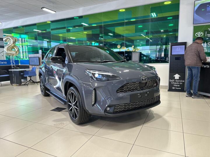 Toyota Yaris Cross 1.5 VVT-h GR SPORT E-CVT Euro 6 (s/s) 5dr