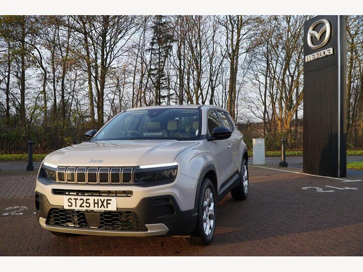 Jeep Avenger 1.2 Altitude Euro 6 (s/s) 5dr Jeep Avenger 1.2 Altitude Euro 6 (s/s) 5dr