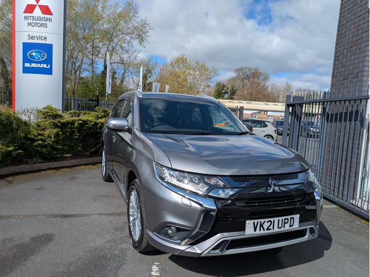 Mitsubishi Outlander 2.4h TwinMotor 13.8kWh Dynamic CVT 4WD Euro 6 (s/s) 5dr