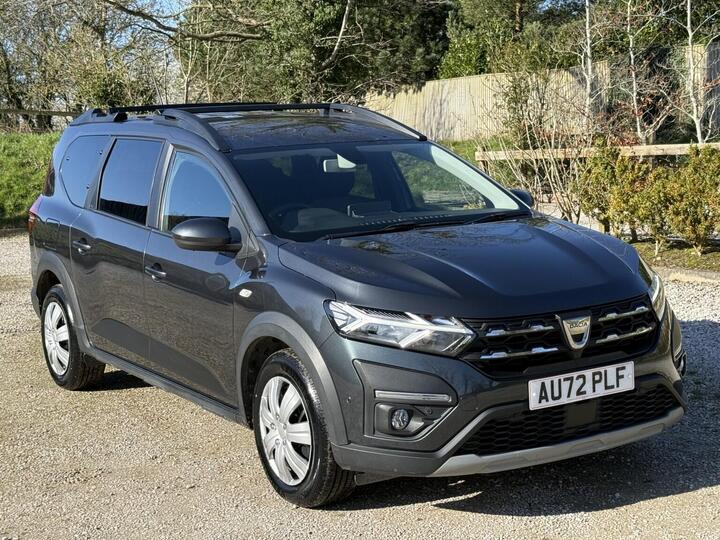 Dacia JOGGER 1.0 TCe Comfort Euro 6 (s/s) 5dr Dacia JOGGER 1.0 TCe Comfort Euro 6 (s/s) 5dr