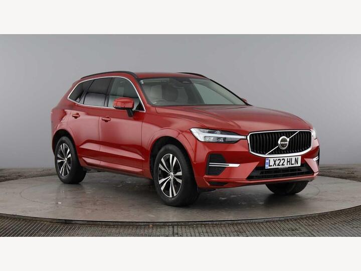 Volvo XC60 2.0 B5 MHEV Momentum Auto Euro 6 (s/s) 5dr