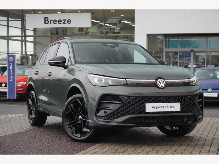 Volkswagen TIGUAN 2.0 TSI 204 4Motion DSG Black Edition 5dr