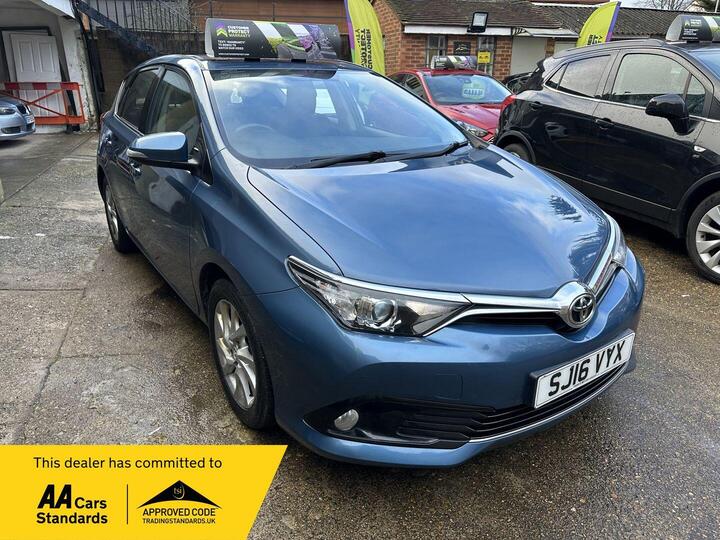 Toyota Auris 1.2 VVT-i Business Edition Euro 6 (s/s) 5dr Toyota Auris 1.2 VVT-i Business Edition Euro 6 (s/s) 5dr