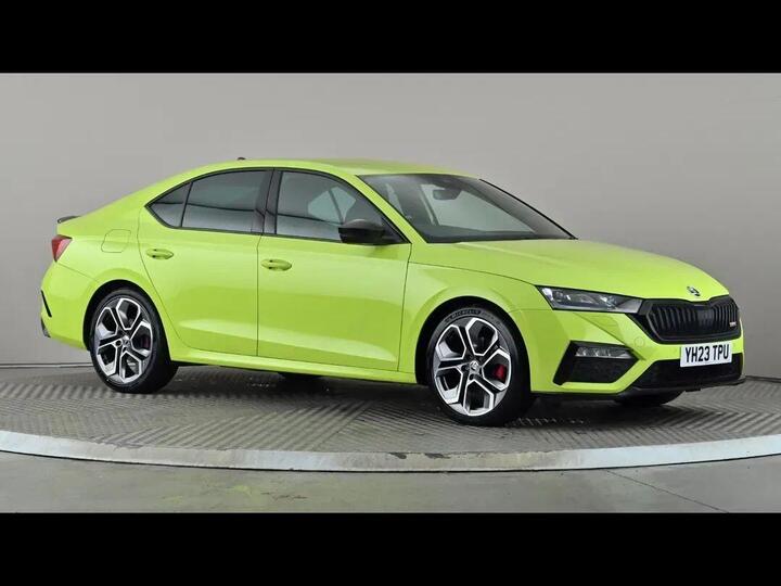 Skoda Octavia 2.0 TDI VRS DSG Euro 6 (s/s) 5dr Skoda Octavia 2.0 TDI VRS DSG Euro 6 (s/s) 5dr