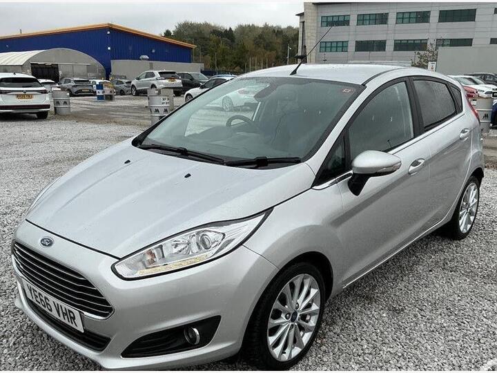 Ford FIESTA 1.0T EcoBoost Titanium X Powershift Euro 6 5dr
