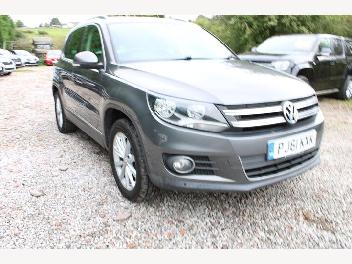 Volkswagen Tiguan 2.0 TDI BlueMotion Tech SE 4WD Euro 5 (s/s) 5dr