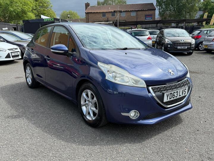 Peugeot 208 1.2 VTi Active Euro 5 5dr