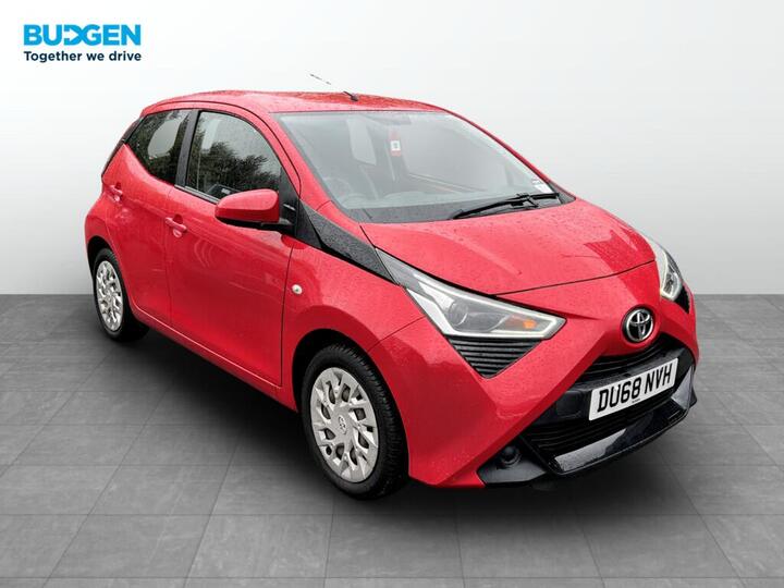 Toyota AYGO 1.0 VVT-i X-play Euro 6 5dr
