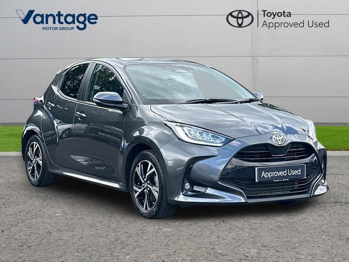 Toyota Yaris 1.5 VVT-h Design E-CVT Euro 6 (s/s) 5dr