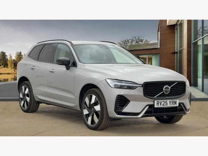 Volvo XC60 2.0h T8 18.8kWh Ultra Dark Auto AWD Euro 6 (s/s) 5dr