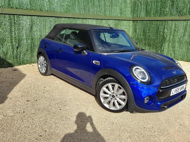 MINI Convertible 2.0 Cooper S Classic Steptronic Euro 6 (s/s) 2dr