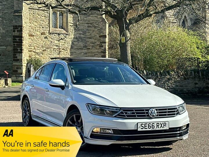 Volkswagen PASSAT 2.0 TDI BlueMotion Tech R-Line Euro 6 (s/s) 4dr