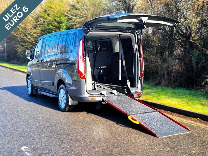 Ford TOURNEO CUSTOM 6 Seat Auto Wheelchair Accessible Disabled Access Ramp Car