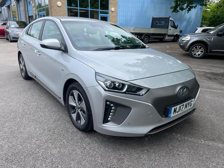 Hyundai IONIQ 28kWh Premium SE Auto 5dr