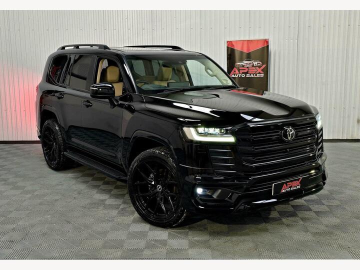 Toyota Land Cruiser 3.5L Petrol Toyota Land Cruiser 3.5L Petrol