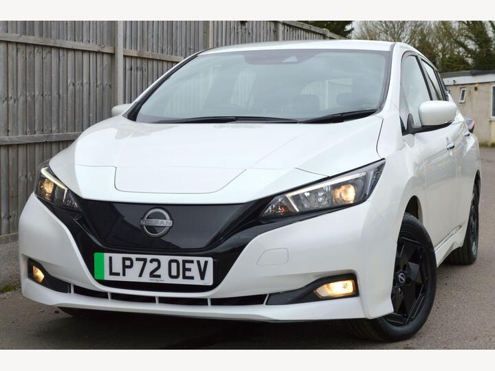 Nissan Leaf 39kWh Acenta Auto 5dr