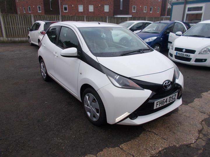 Toyota AYGO 1.0 VVT-i X-play Euro 5 5dr Euro 5