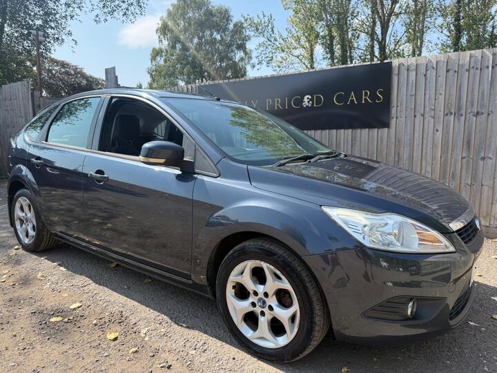 Ford Focus 1.6 Sport 5dr