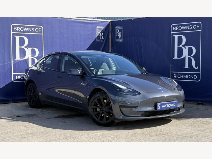 Tesla Model 3 Auto RWD 4dr