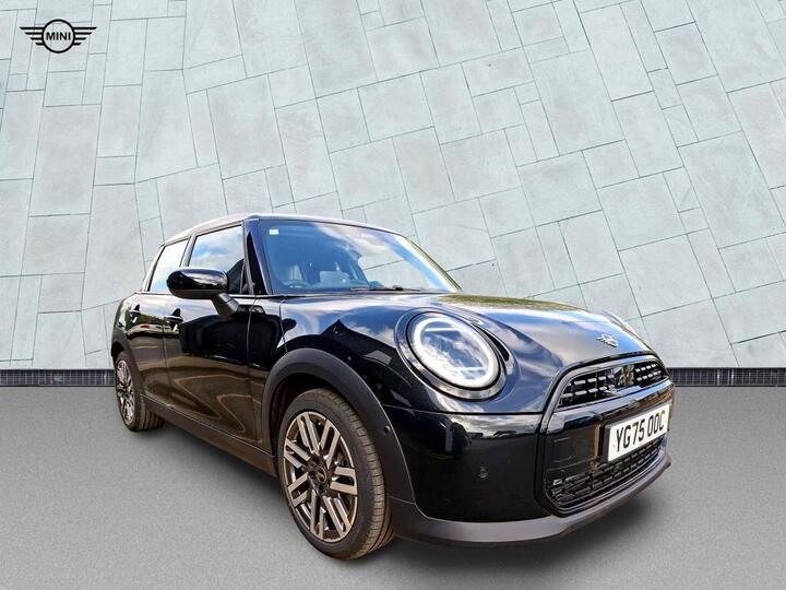 MINI Cooper 1.5C Classic Steptronic Euro 6 (s/s) 5dr