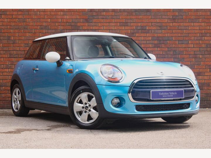 MINI Hatch 1.5 Cooper Auto Euro 6 (s/s) 3dr