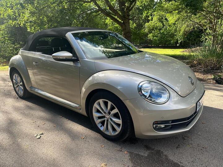 Volkswagen Beetle 1.6 TDI BlueMotion Tech Design Cabriolet DSG Euro 5 (s/s) 2dr