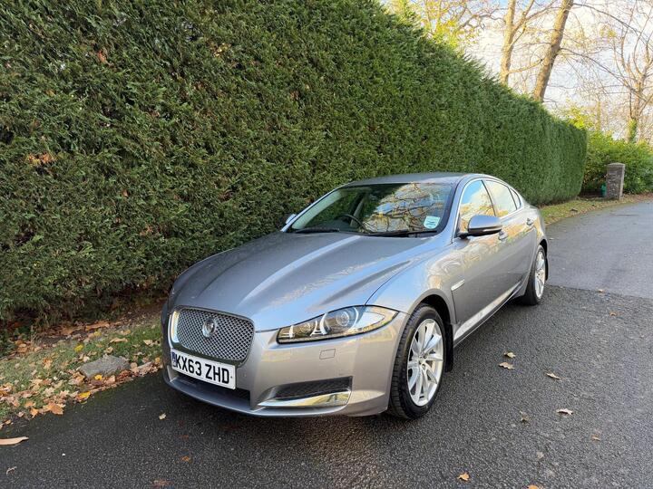 Jaguar XF 3.0d V6 Premium Luxury Auto Euro 5 (s/s) 4dr