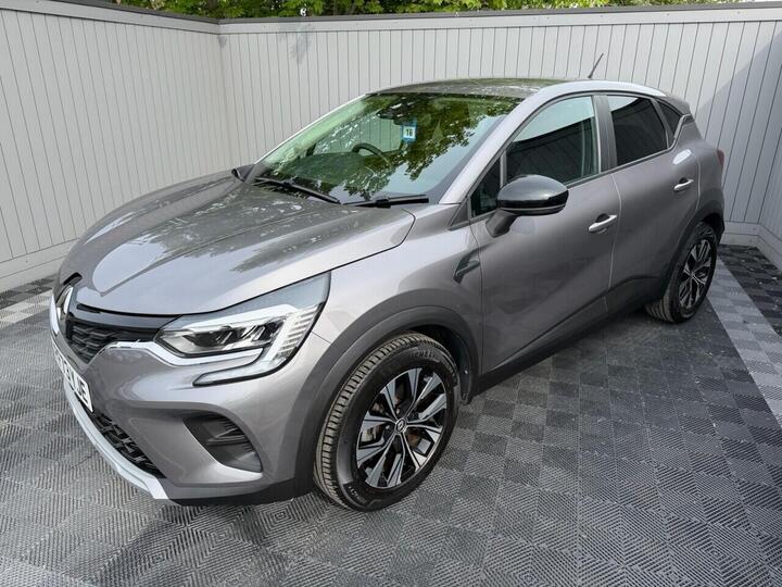 Renault CAPTUR 1.6 E-TECH Evolution Auto Euro 6 (s/s) 5dr