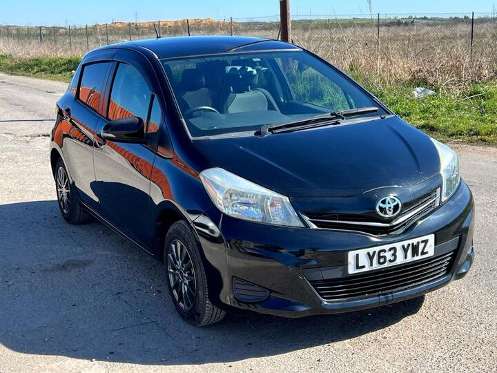 Toyota Yaris 1.33 Dual VVT-i Icon Multidrive S Euro 5 5dr