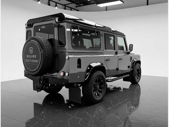 Land Rover Defender 110 V8 4.6iS Automatic
