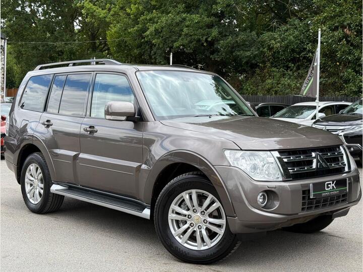 Mitsubishi Shogun 3.2 DI-DC SG3 Auto 4WD Euro 5 5dr LWB Mitsubishi Shogun 3.2 DI-DC SG3 Auto 4WD Euro 5 5dr LWB